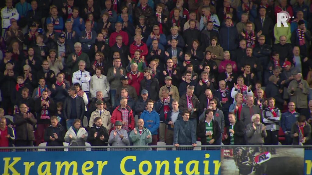 Sparta-supporters op de tribune van Het Kasteel, archiefbeeld